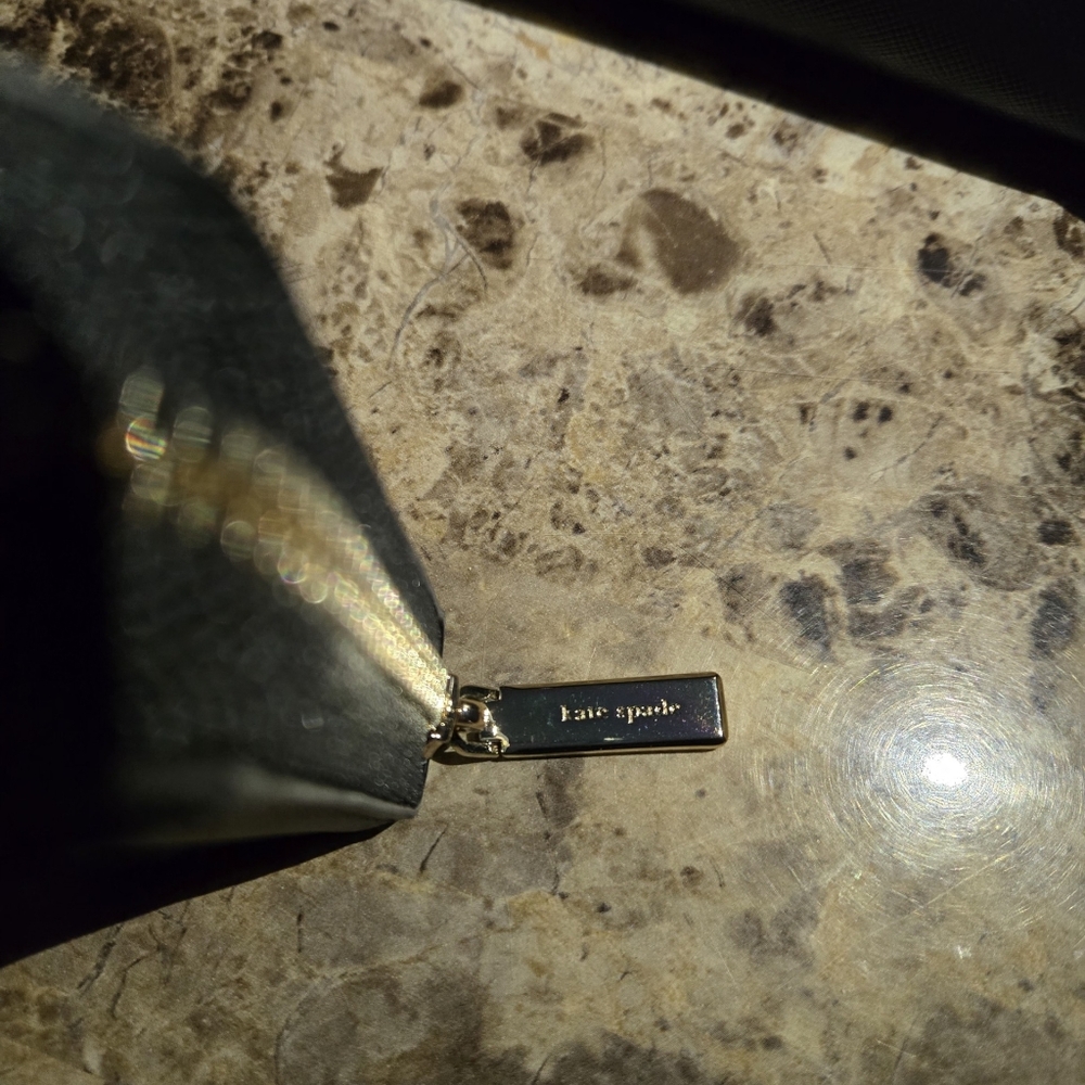 Kate Spade Wallet - Picture 4 of 5